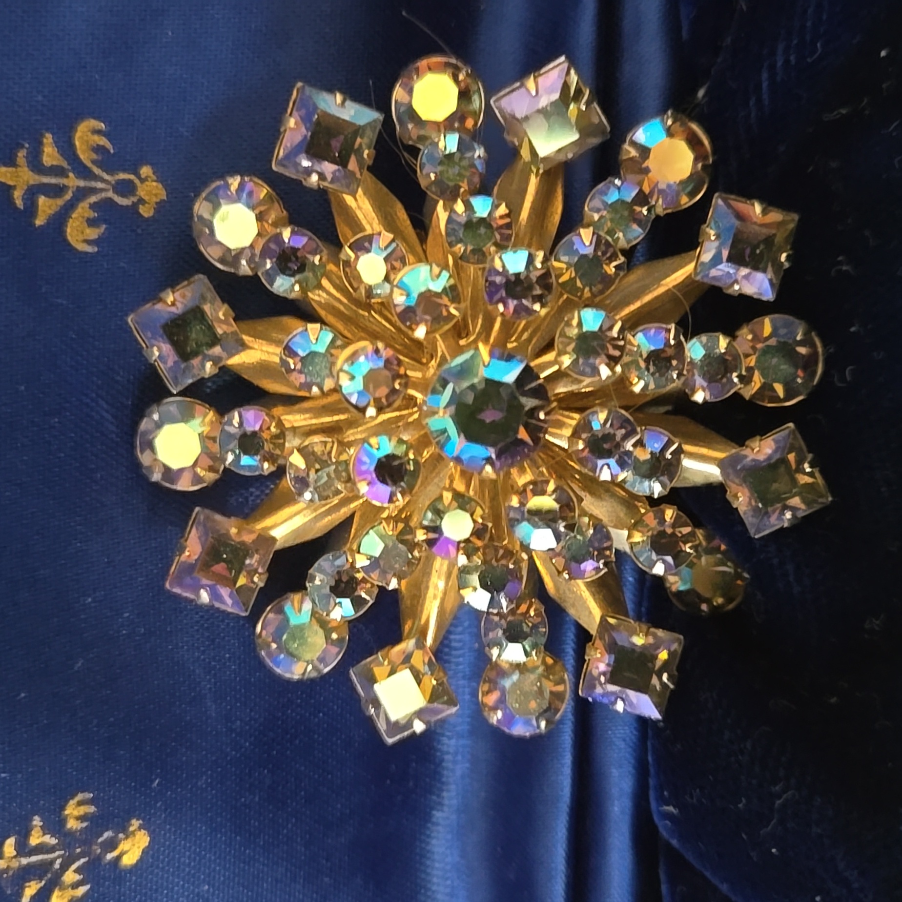 Vintage Womans Pin